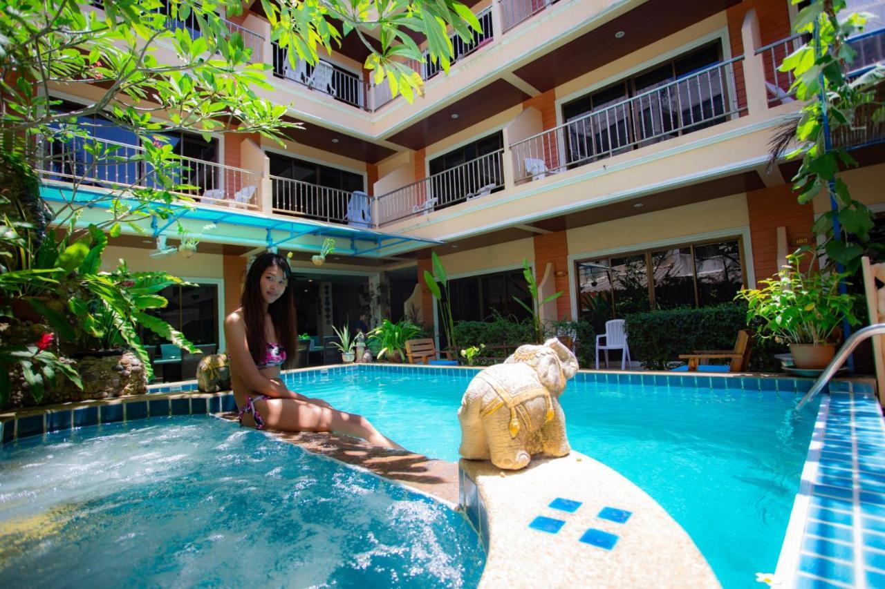 Seven Seas Hotel Patong Exterior photo