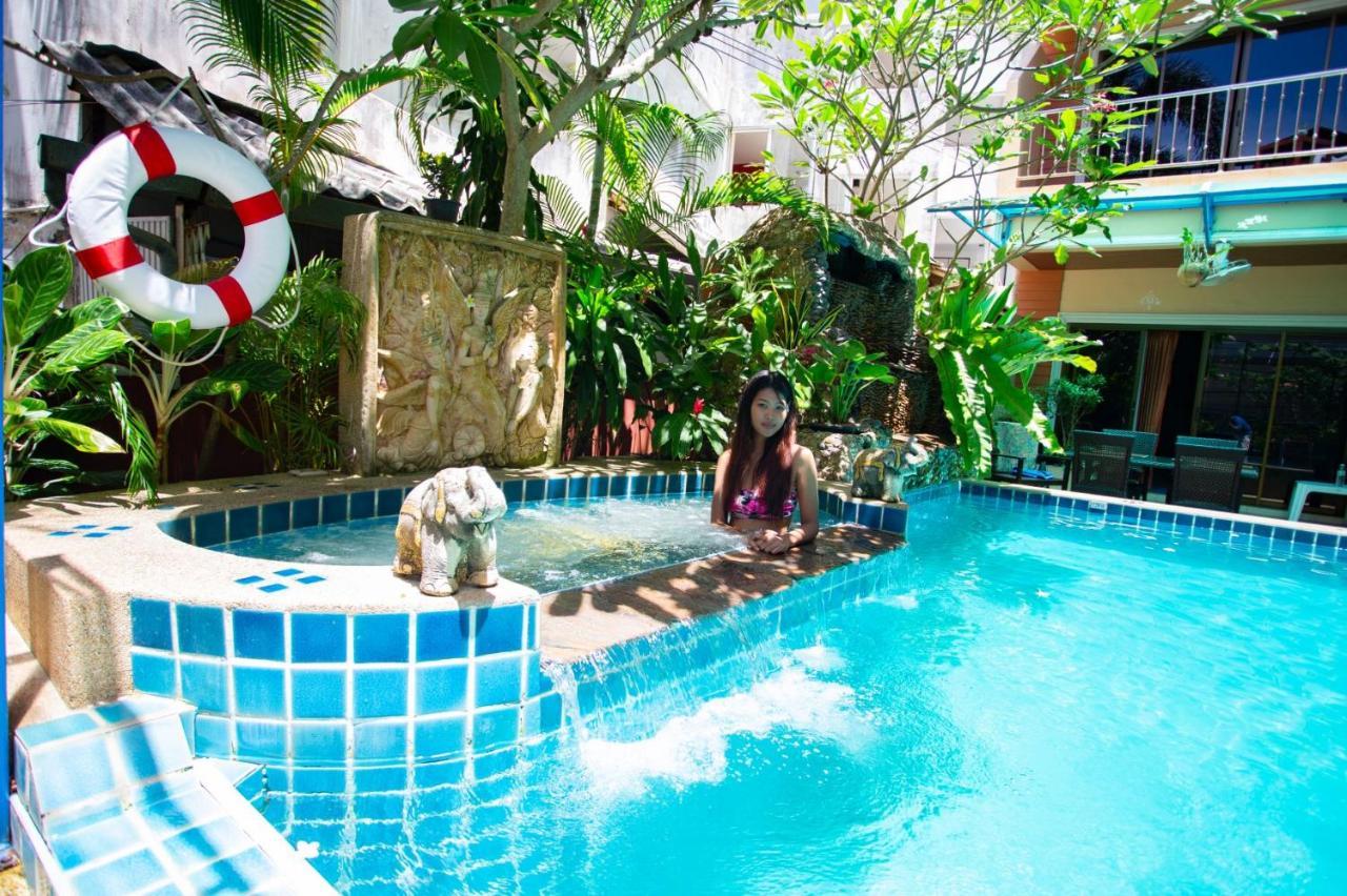 Seven Seas Hotel Patong Exterior photo
