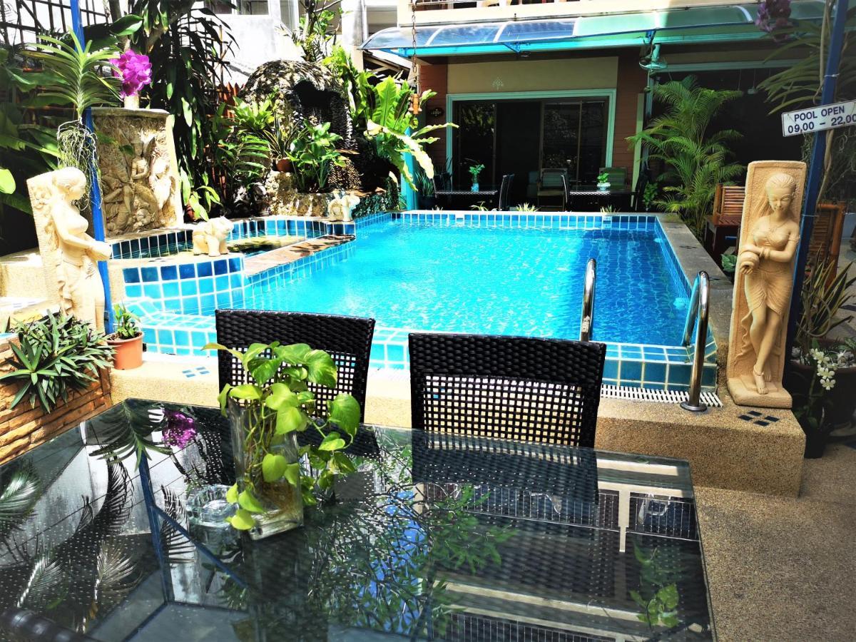 Seven Seas Hotel Patong Exterior photo