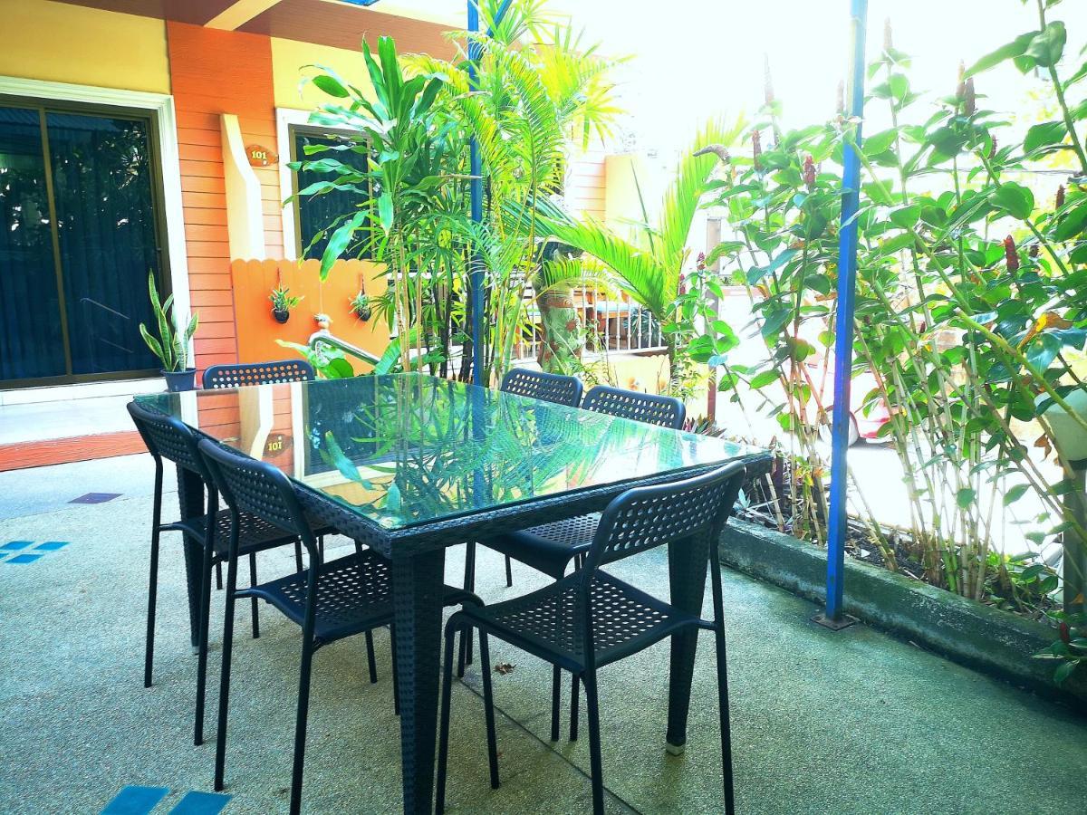 Seven Seas Hotel Patong Exterior photo